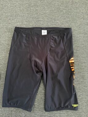 Speedo Men’s Black Jammer Swim Shorts with Orange Accent size 35 w/tie